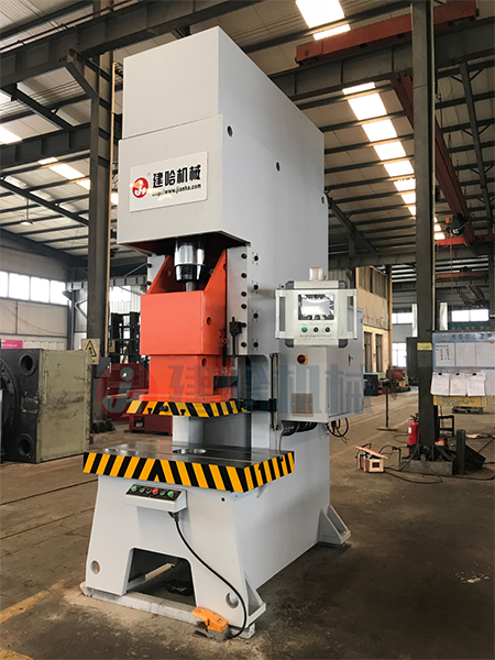 山東滨州正华自动化制造有限责任公司與您攜手并進伺服液壓機